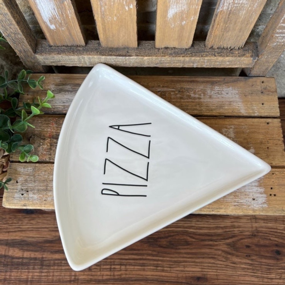 🆕 Rae Dunn | "PIZZA" 🍕 Plate!